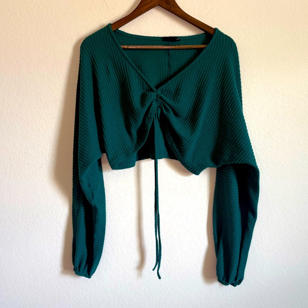 Urban Outfitters Ruched Long Sleeve Tie Front Crop Top Emerald Green Size Small